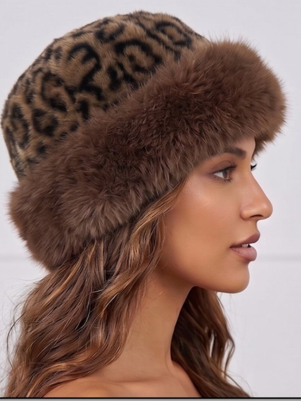 Faux Fur Winter Bucket Hat Leopard - Picture 3 of 7